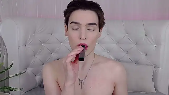RobbyCharming online show from May 2026 04:50:02 AM