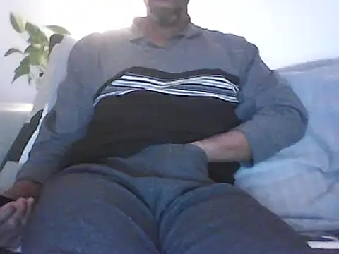 Snapshot of Malcomvs97 chatting on December 2024 09:49:02 PM Malcomvs97 online show from December 2024 09:49:02 PM