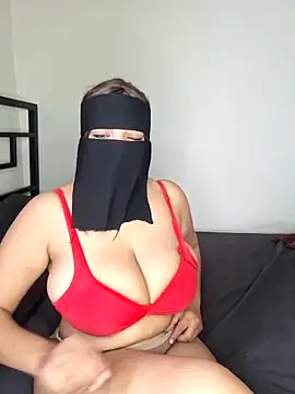 amerlov15 online show from November 2025 11:45:01 AM