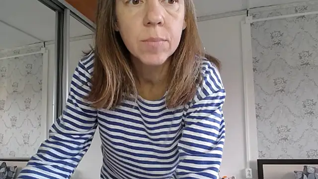 Snapshot of Popppka chatting on October 2025 01:10:01 PM Popppka online show from October 2025 01:10:01 PM