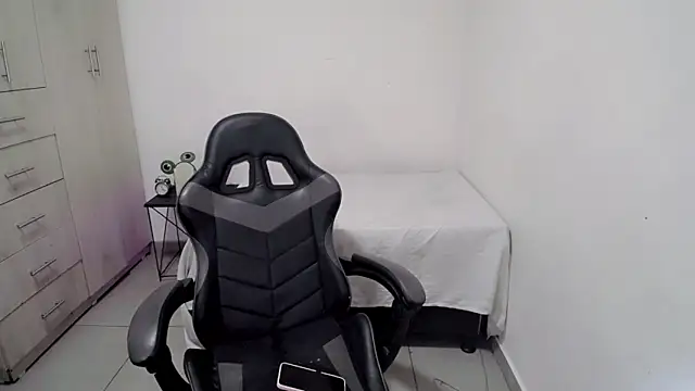 Youlittlepervertt  online show from February 2026 11:25:02 PM