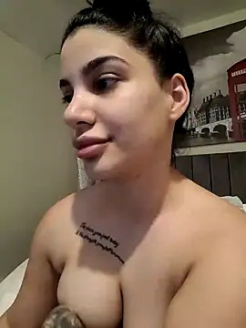 Samira30 online show from December 2024 11:44:01 AM