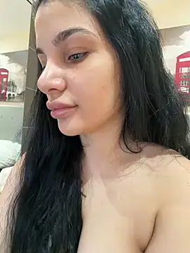 Samira30 online show from April 2026 12:31:01 PM