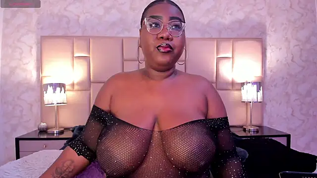 Darnellqueen online show from February 2025 03:56:01 AM