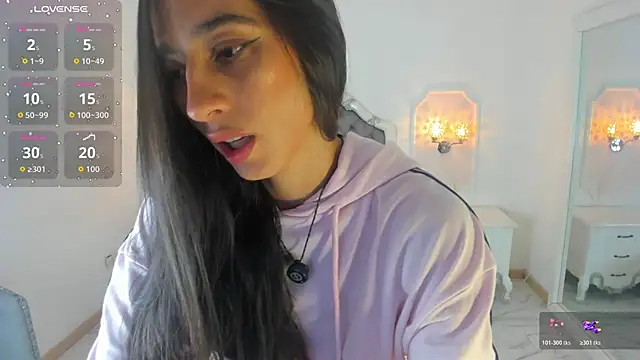 Valentina Ross  online show from May 2026 11:37:01 AM