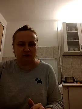 Snapshot of She-devilx chatting on January 2025 10:13:02 PM She-devilx online show from January 2025 10:13:02 PM