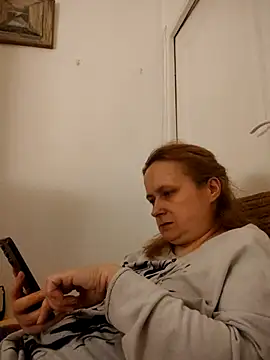 Snapshot of She-devilx chatting on December 2025 11:02:01 PM She-devilx online show from December 2025 11:02:01 PM