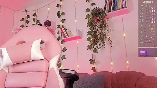 Snapshot of imlissie chatting on December 2024 08:26:01 AM imlissie online show from December 2024 08:26:01 AM