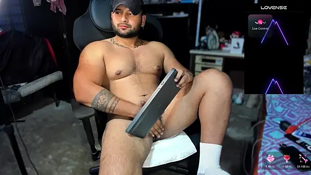 Snapshot of Imperion_king chatting on December 2025 01:34:02 AM Imperion king online show from December 2025 01:34:02 AM