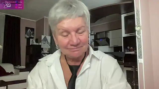 roxana brooks online show from January 2025 09:39:02 PM