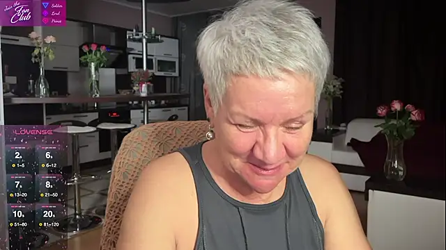 roxana brooks online show from February 2025 02:46:02 PM