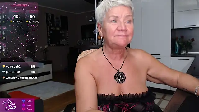 roxana brooks online show from July 2026 07:06:02 PM