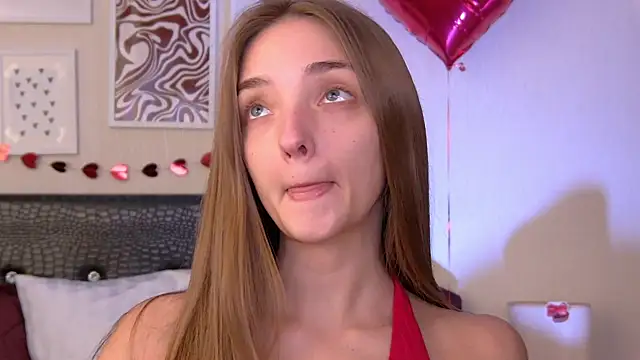 VirginieCruz online show from February 2026 05:37:01 AM