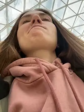 Snapshot of ValenciaShock chatting on January 2025 08:11:02 AM ValenciaShock online show from January 2025 08:11:02 AM