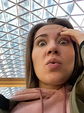 Snapshot of ValenciaShock chatting on January 2025 05:14:02 AM ValenciaShock online show from January 2025 05:14:02 AM