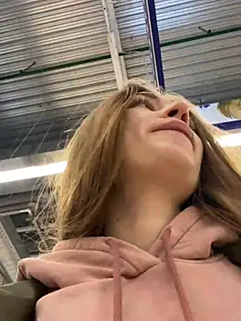 Snapshot of ValenciaShock chatting on February 2025 05:10:02 AM ValenciaShock online show from February 2025 05:10:02 AM