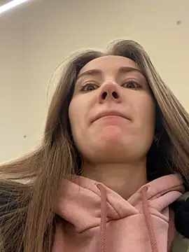 Snapshot of ValenciaShock chatting on February 2025 05:08:01 AM ValenciaShock online show from February 2025 05:08:01 AM