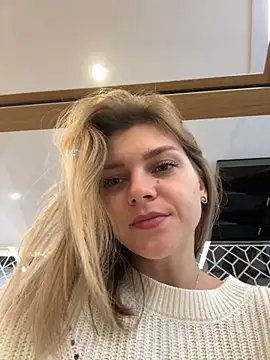 Snapshot of ValenciaShock chatting on September 2025 06:39:02 AM ValenciaShock online show from September 2025 06:39:02 AM