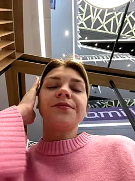 Snapshot of ValenciaShock chatting on October 2025 07:05:02 AM ValenciaShock online show from October 2025 07:05:02 AM