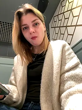 Snapshot of ValenciaShock chatting on November 2025 06:41:02 AM ValenciaShock online show from November 2025 06:41:02 AM