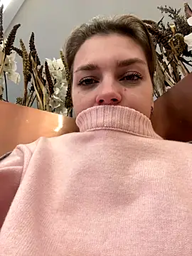 Snapshot of ValenciaShock chatting on November 2025 06:38:02 AM ValenciaShock online show from November 2025 06:38:02 AM