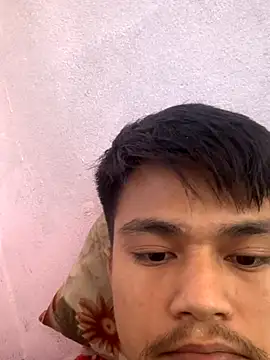 Hullax online show from November 2025 03:05:01 AM