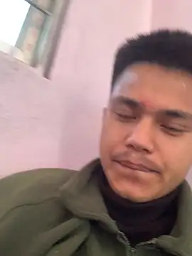 Hullax online show from February 2026 02:51:01 AM