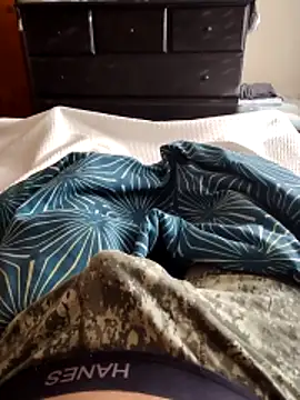 LuqenZo online show from March 2026 12:11:01 PM