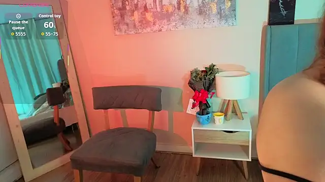 MiaFranklyn online show from September 2025 02:30:02 PM