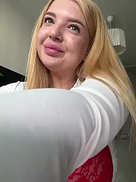 Snapshot of OdriOlsens chatting on September 2025 07:23:01 AM OdriOlsens online show from September 2025 07:23:01 AM