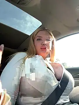 Snapshot of OdriOlsens chatting on October 2025 09:50:02 AM OdriOlsens online show from October 2025 09:50:02 AM