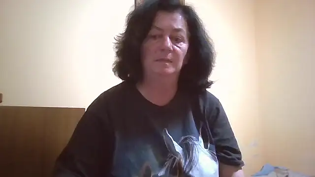 GypsiQueen2 online show from June 2026 06:44:01 PM