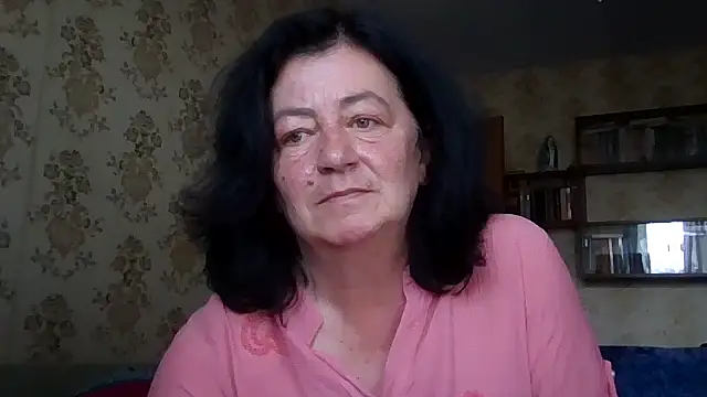 Snapshot of GypsiQueen2 chatting on July 2026 12:52:02 PM GypsiQueen2 online show from July 2026 12:52:02 PM