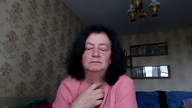 Snapshot of GypsiQueen2 chatting on July 2026 08:23:01 AM GypsiQueen2 online show from July 2026 08:23:01 AM