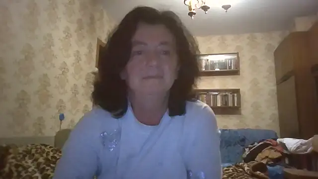 Snapshot of GypsiQueen2 chatting on July 2026 09:02:01 PM GypsiQueen2 online show from July 2026 09:02:01 PM