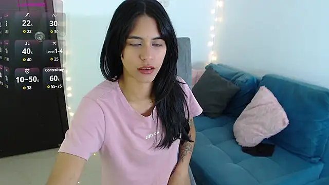 imSophia online show from September 2025 08:25:01 PM