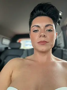 Snapshot of LukeLouHarvey chatting on January 2026 04:28:02 AM LukeLouHarvey online show from January 2026 04:28:02 AM