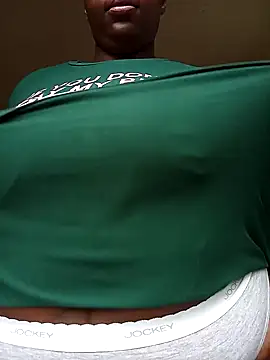 Snapshot of Aaaliyah445 chatting on December 2024 07:22:01 PM Aaaliyah445 online show from December 2024 07:22:01 PM