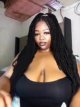 Snapshot of Aaaliyah445 chatting on November 2025 04:33:02 AM Aaaliyah445 online show from November 2025 04:33:02 AM