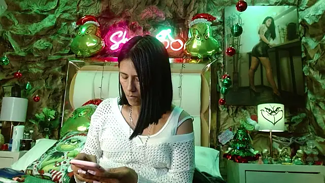 sharoon cheerry online show from December 2024 04:51:02 PM