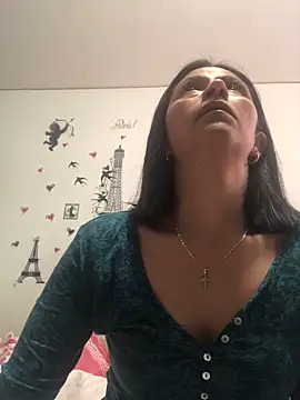 sharoon cheerry online show from February 2025 02:44:01 PM