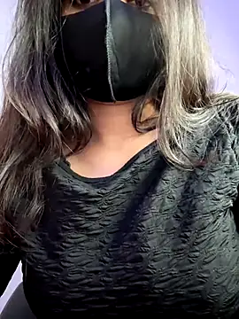 Snapshot of Hottie_ishuu chatting on December 2024 06:32:02 PM Hottie ishuu online show from December 2024 06:32:02 PM