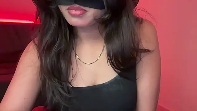 Snapshot of Hottie_ishuu chatting on February 2026 06:29:02 PM Hottie ishuu online show from February 2026 06:29:02 PM