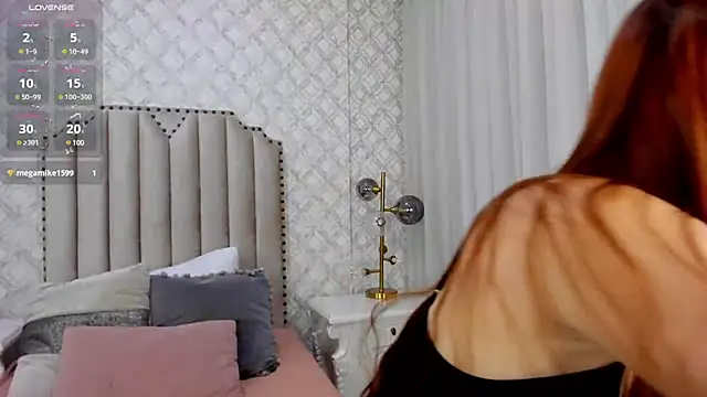 Snapshot of Pia_Johnson_ chatting on December 2024 11:26:01 AM Pia Johnson online show from December 2024 11:26:01 AM