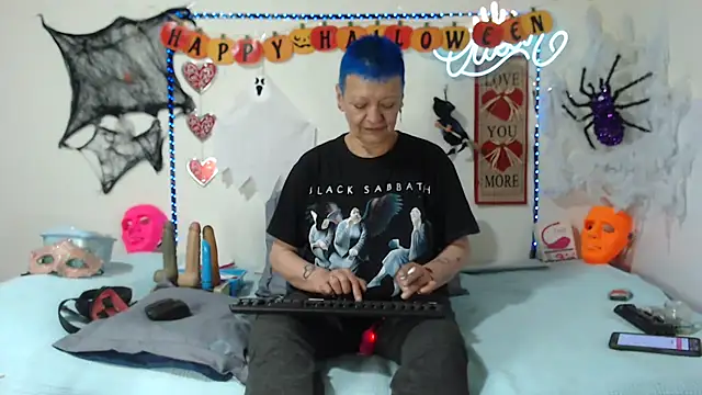 loquitaqueen011 online show from October 2025 08:53:02 PM