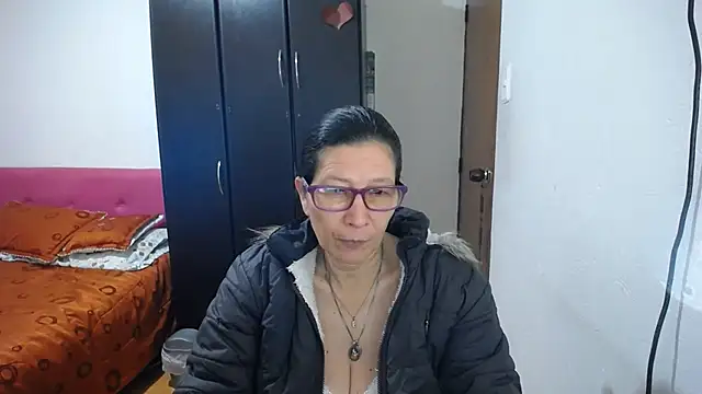 latin49 online show from June 2026 05:52:02 AM