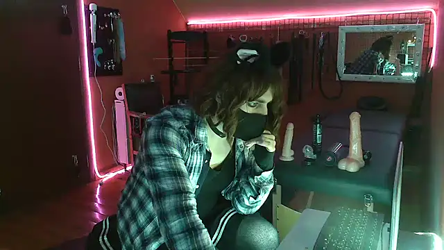 Snapshot of Ginny-the-bdsm-nympho chatting on December 2024 05:32:02 PM Ginny-the-bdsm-nympho online show from December 2024 05:32:02 PM