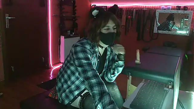 Ginny-the-bdsm-nympho online show from March 2026 06:12:02 PM