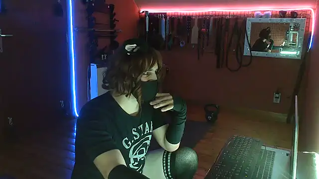 Ginny-the-bdsm-nympho online show from June 2026 05:49:02 PM