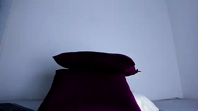 Skarleth69 online show from January 2026 02:48:02 AM